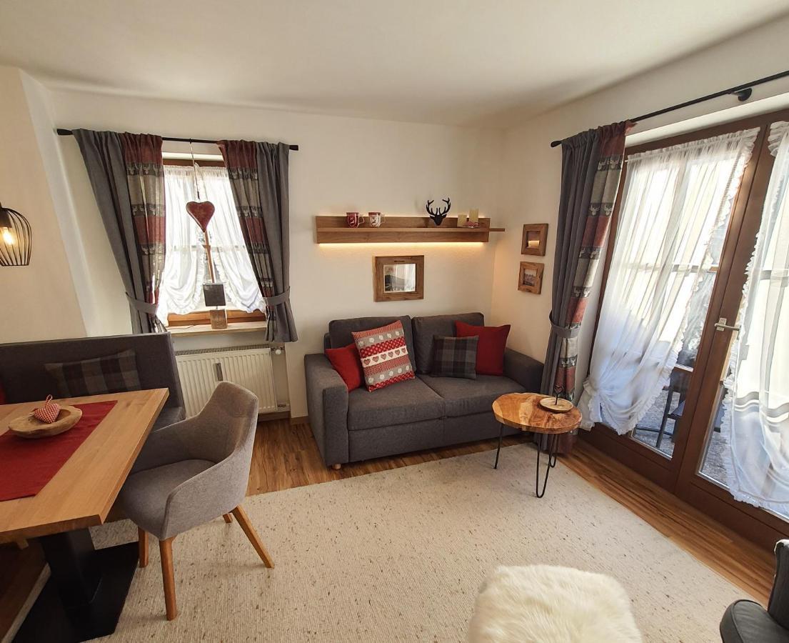 Haus Kirchplatz Daire Reit im Winkl Dış mekan fotoğraf